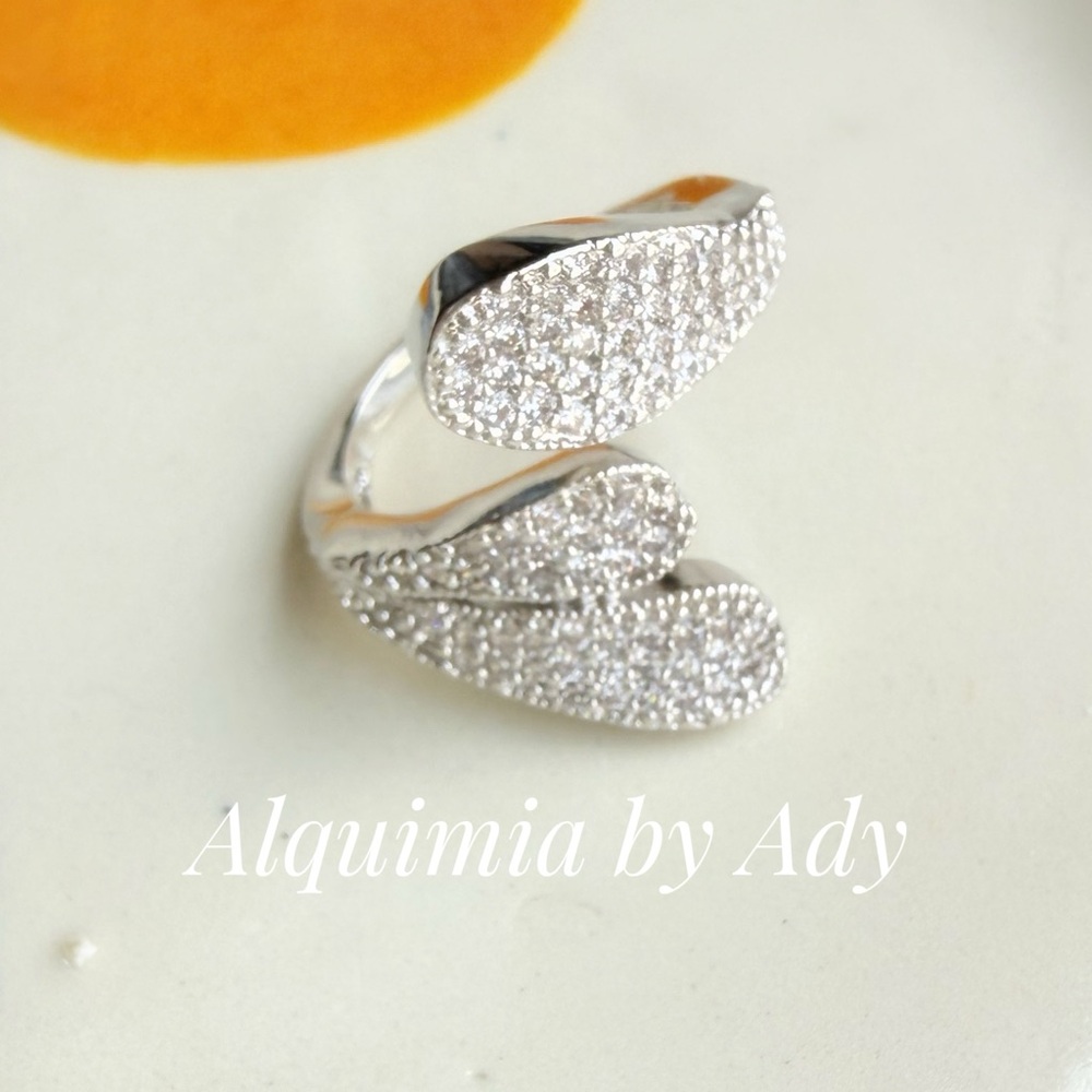 Alquimia Silver Pavé Triple Teardrop Open Ring